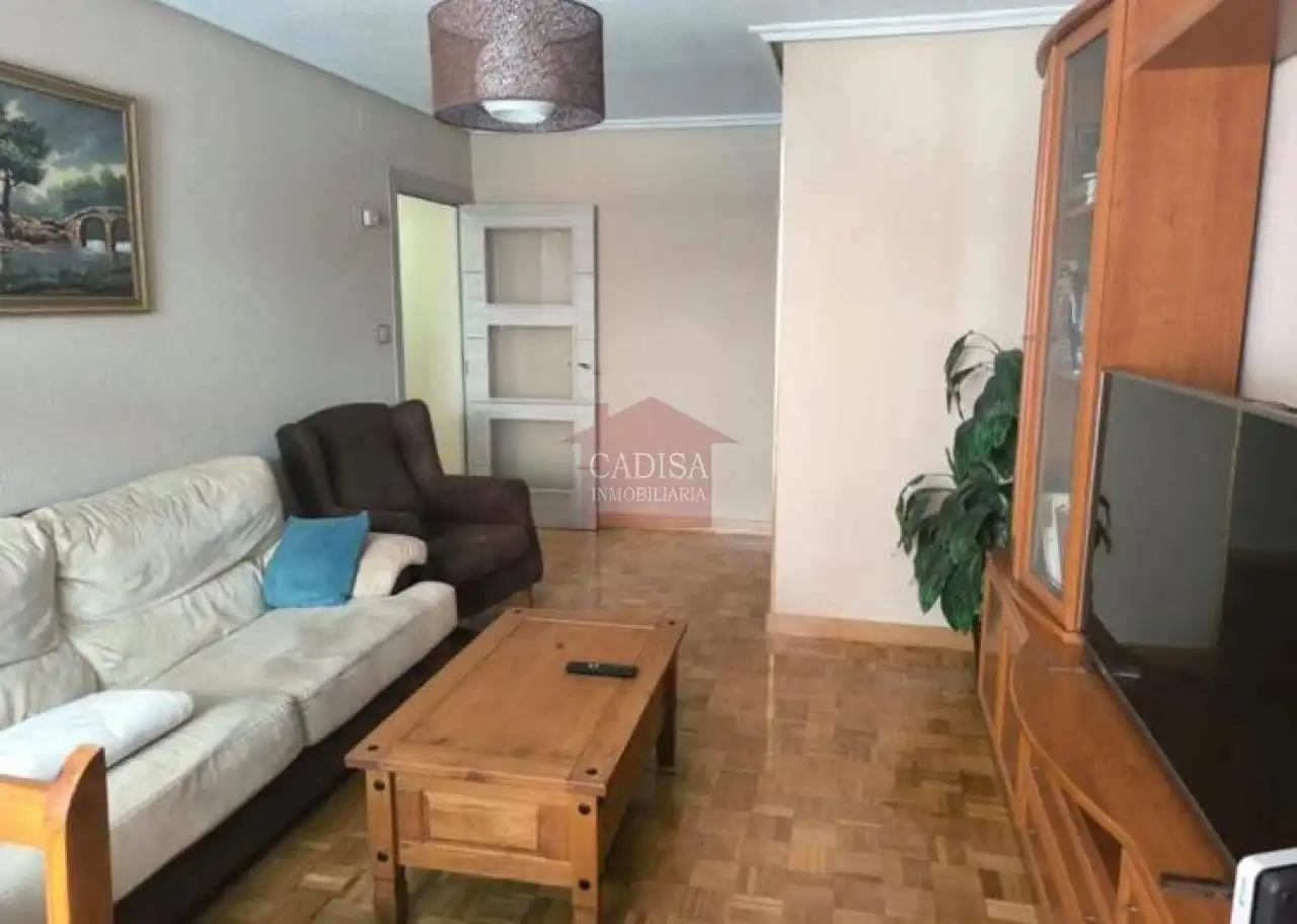 Sala de estar de Piso de alquiler en Salamanca con Calefacción, Parquet y Terraza