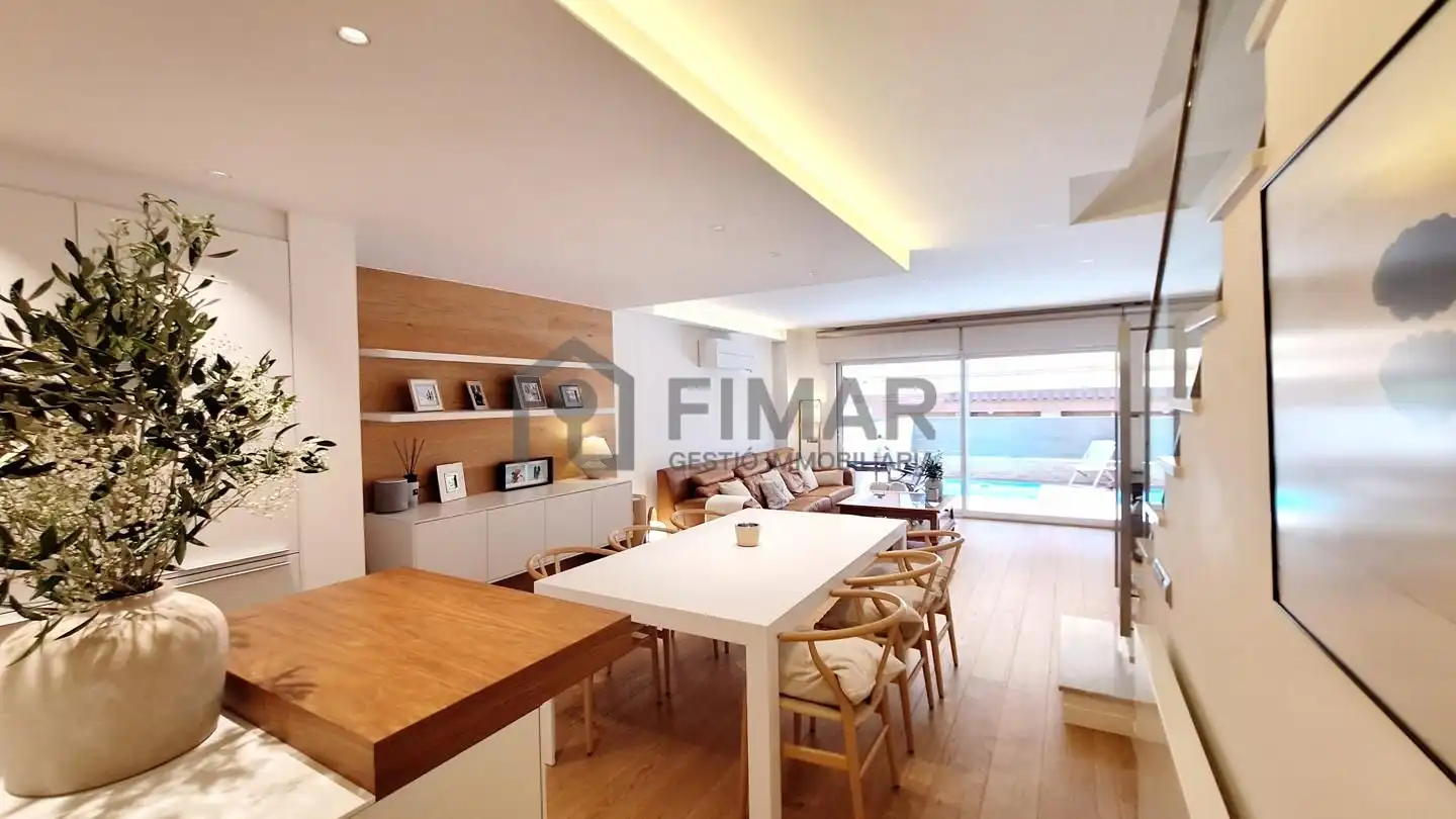 Sala de estar de Casa o chalet en venta en Vilassar de Mar con Aire acondicionado, Calefacción y Jardín privado