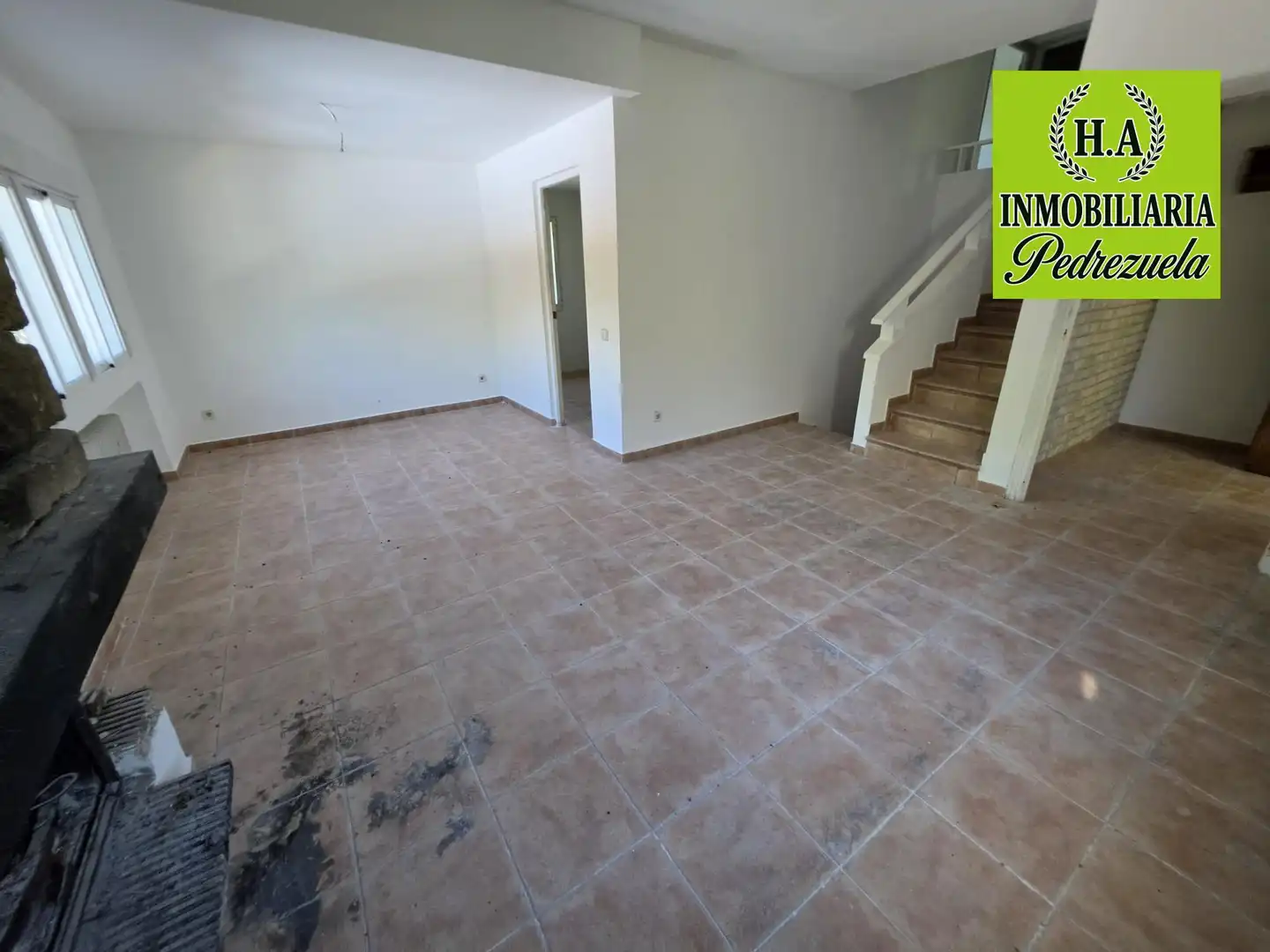 Chalet con piscina en venta en El Molar (Madrid), imagen 3