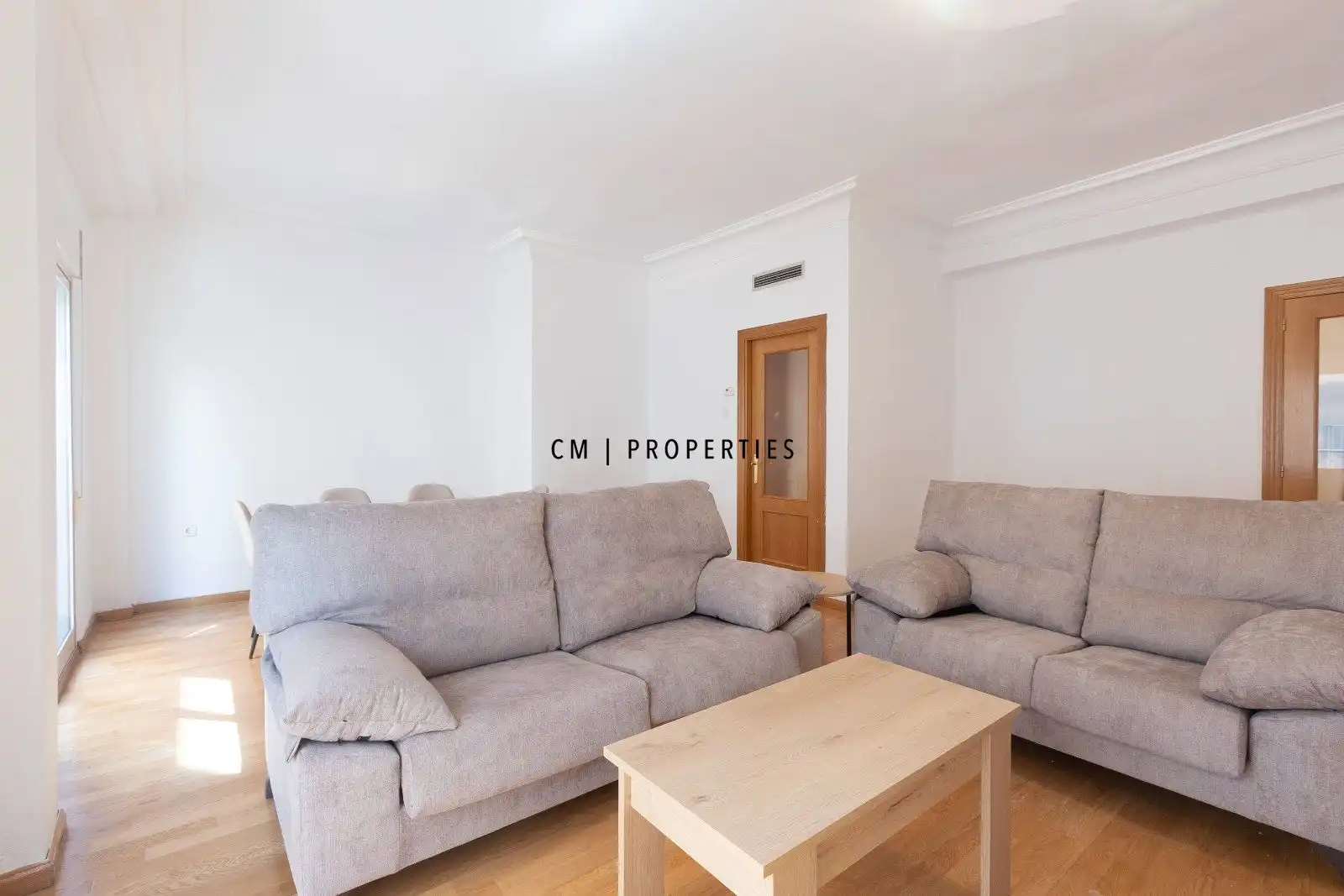 Wohnung zur Miete in Nuestra Sra de Gracia, Sant Francesc