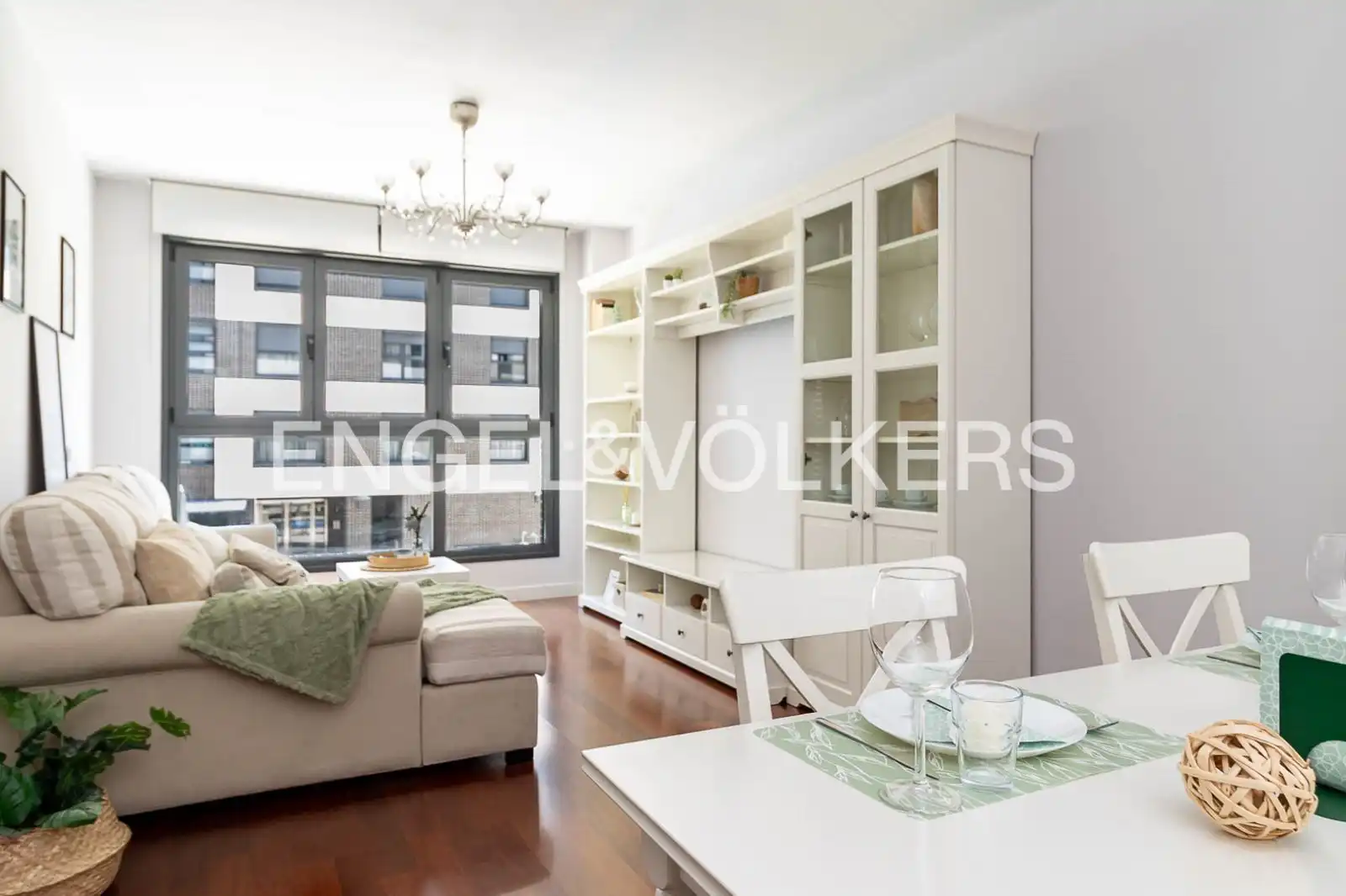 Living room of Flat for rent in Madrid  with Air Conditioner, Heating and Private garden