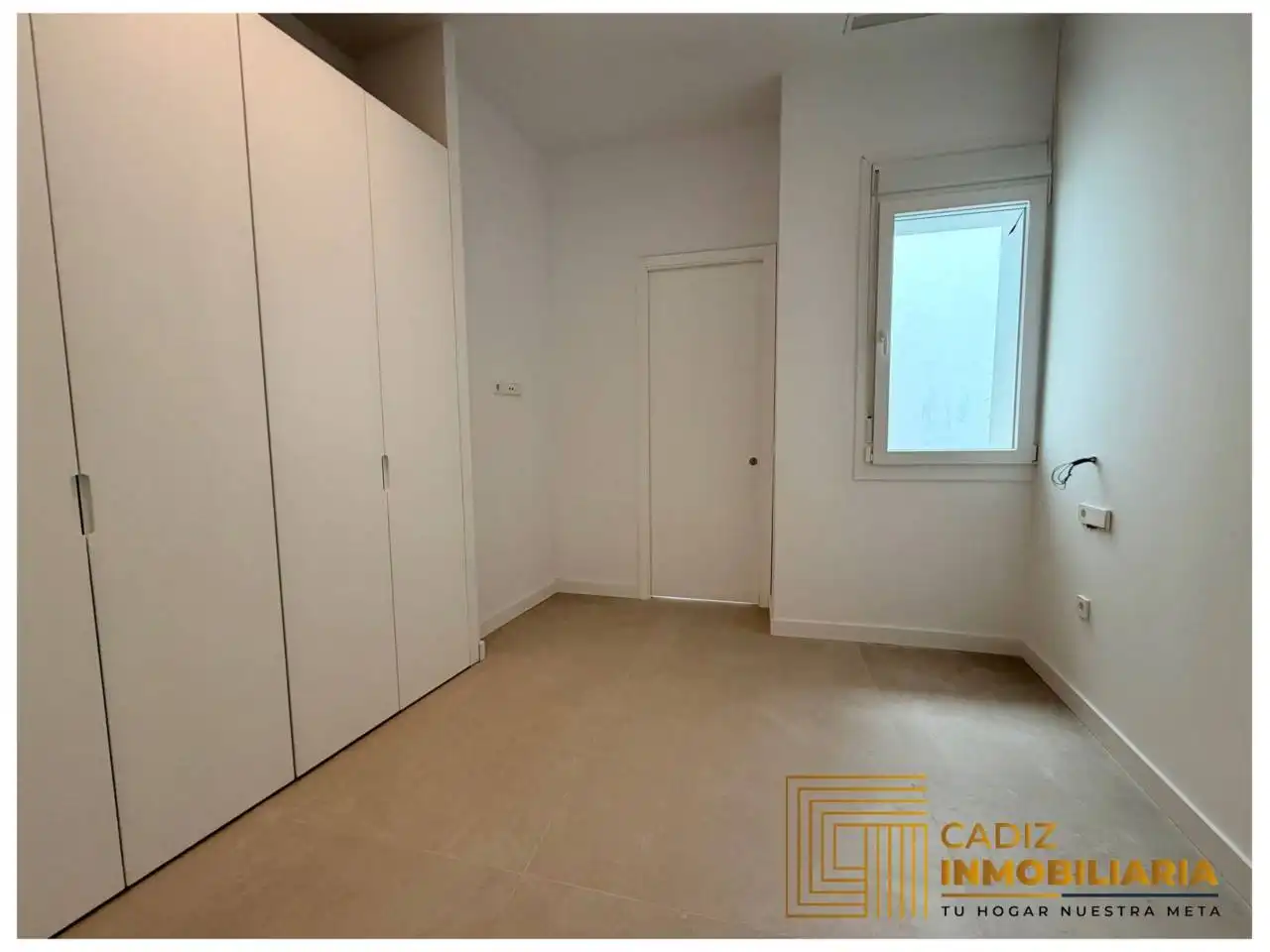 Piso en venta en Cádiz con Aire acondicionado y Amueblado