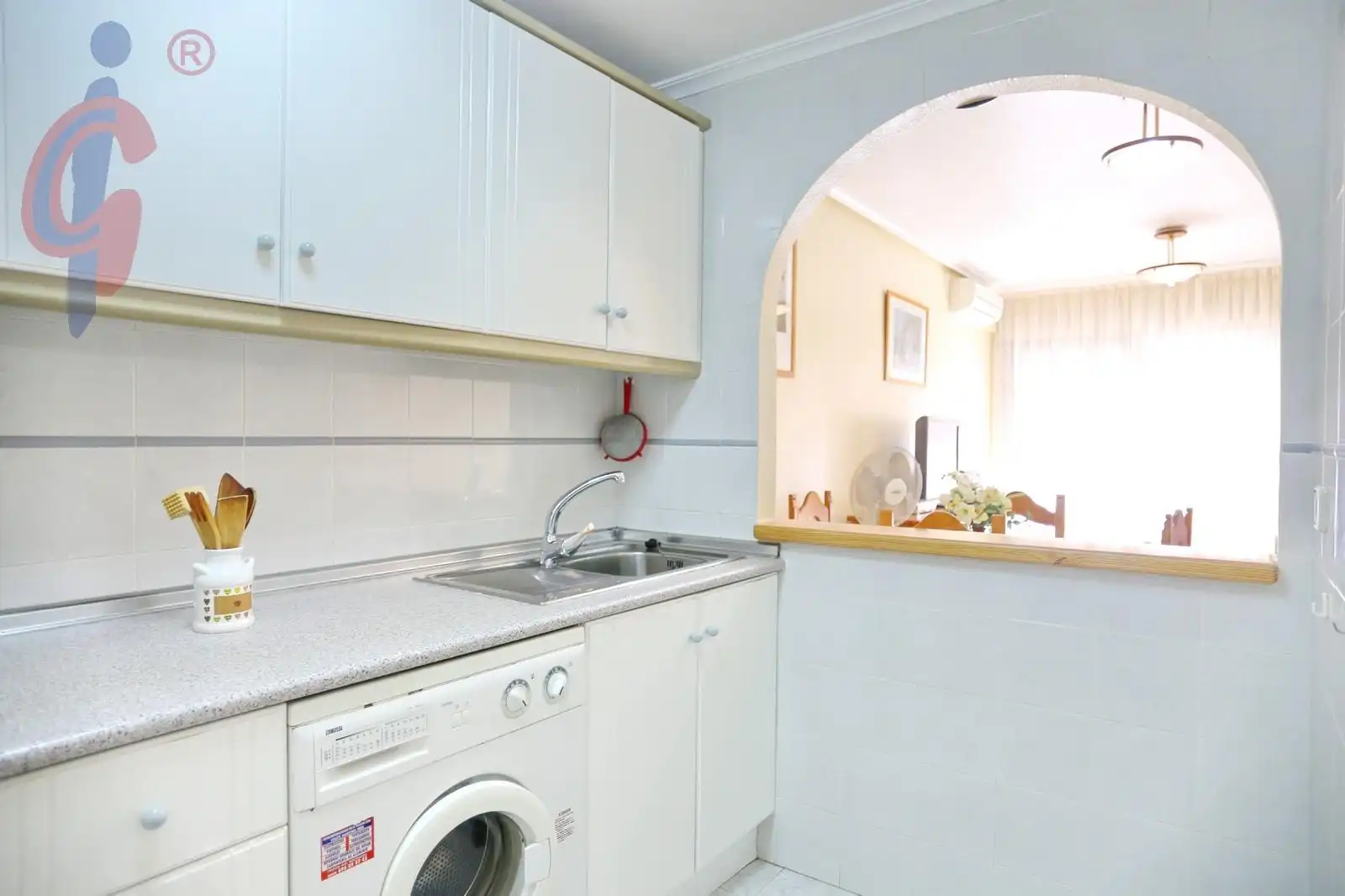 Cocina de Apartamento en venta en Guardamar del Segura con Aire acondicionado, Terraza y Amueblado
