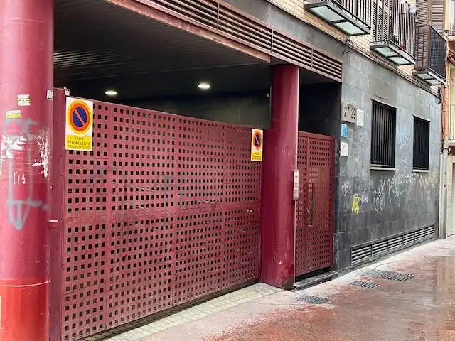 Parking de Garaje de alquiler en Zaragoza