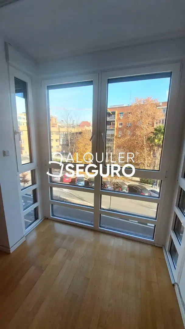 Vista exterior de Piso de alquiler en Barrio de Salamanca