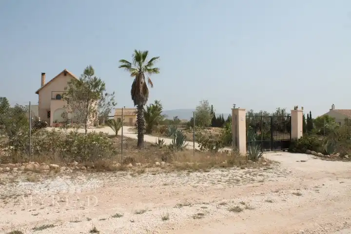 Landhaus zum Verkauf in El Pinós / Pinoso, imagen 9