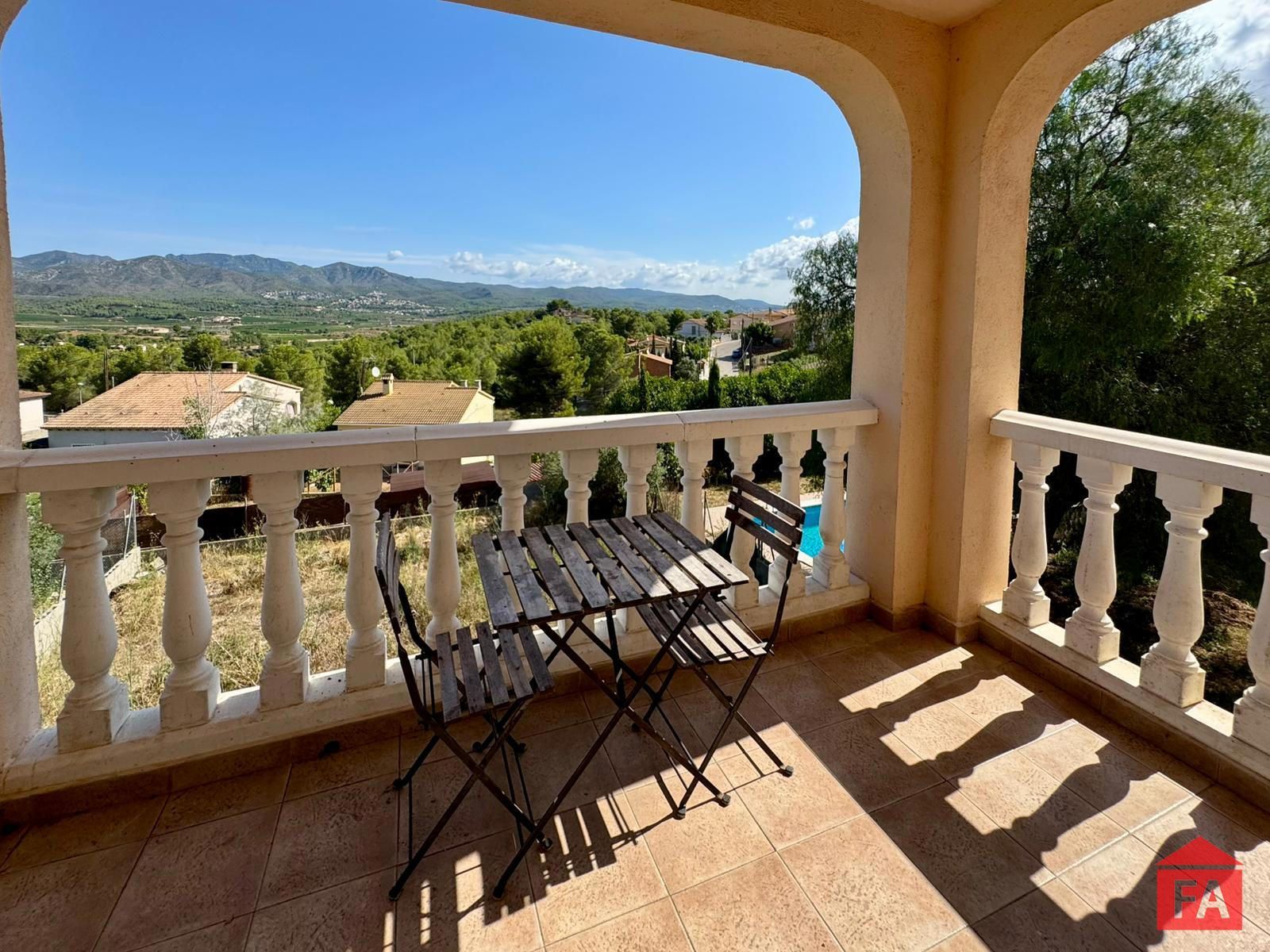Terrassa de Casa o xalet en venda en La Bisbal del Penedès amb Terrassa i Balcó