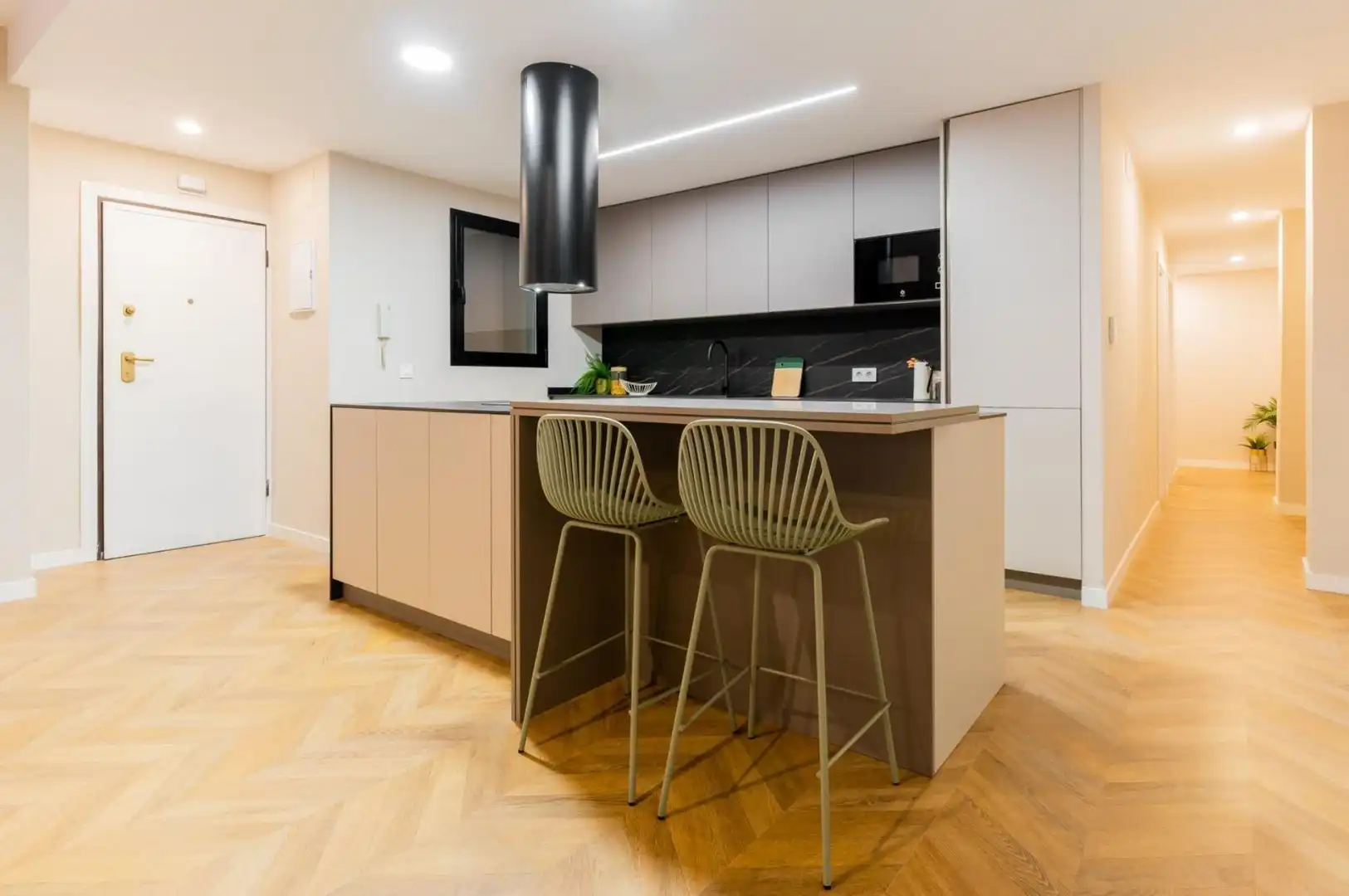 Kitchen of Flat for sale in Valencia  with Air Conditioner, Heating and Storage room