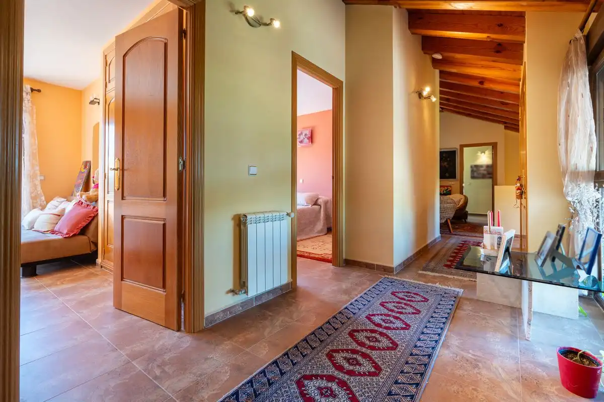 Chalet con terraza en venta en Pino Alto - Navarredonda, imagen 33