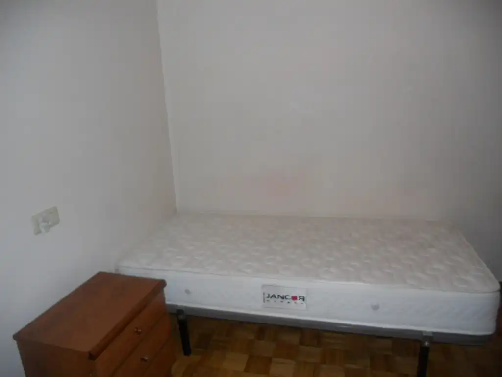 Habitación de Piso de alquiler en Ames con Calefacción, Trastero y Amueblado