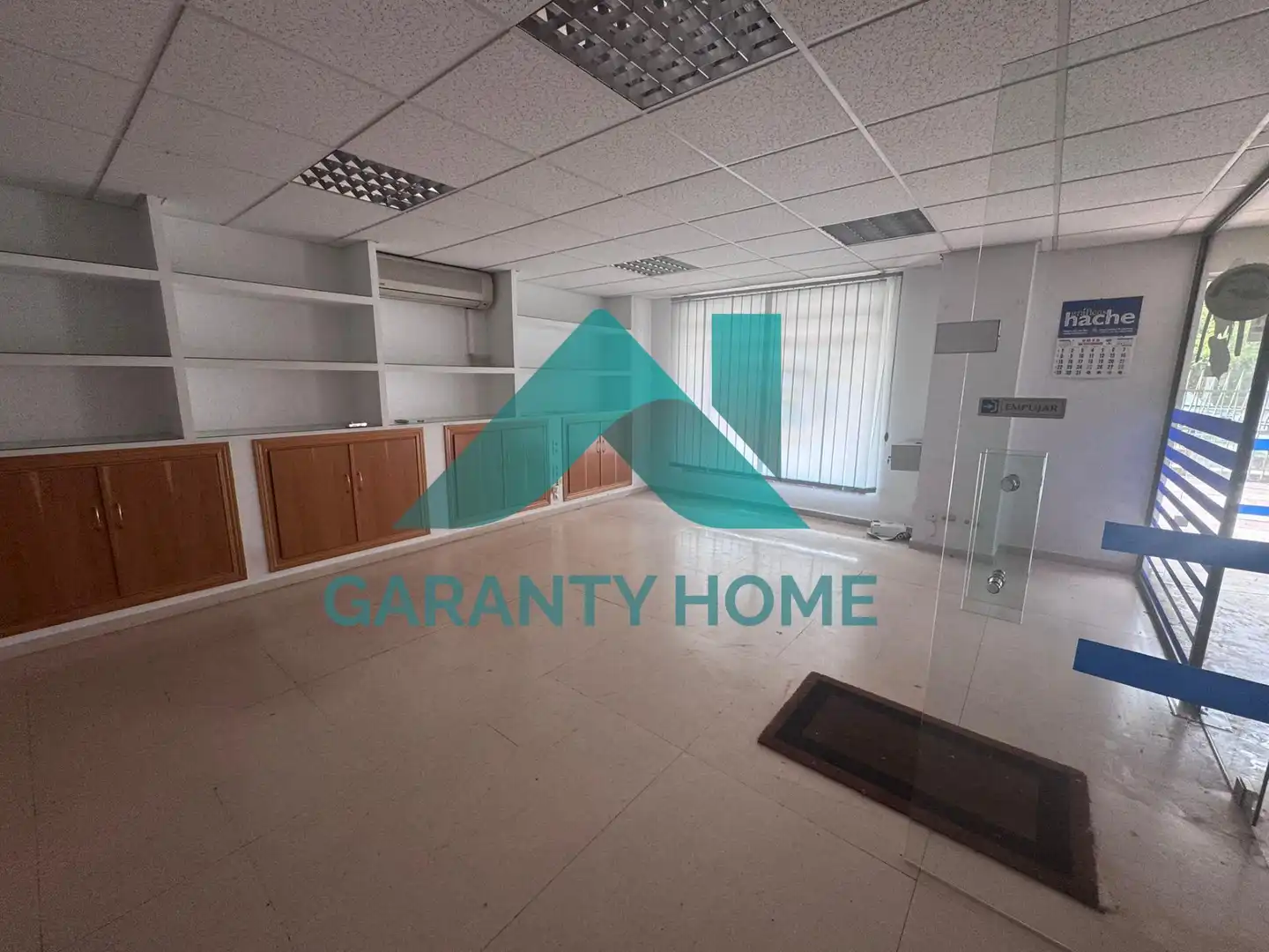 Office for rent in Cáceres  with Air Conditioner and Heating