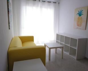 Sala d'estar de Apartament de lloguer en  Palma de Mallorca amb Balcó