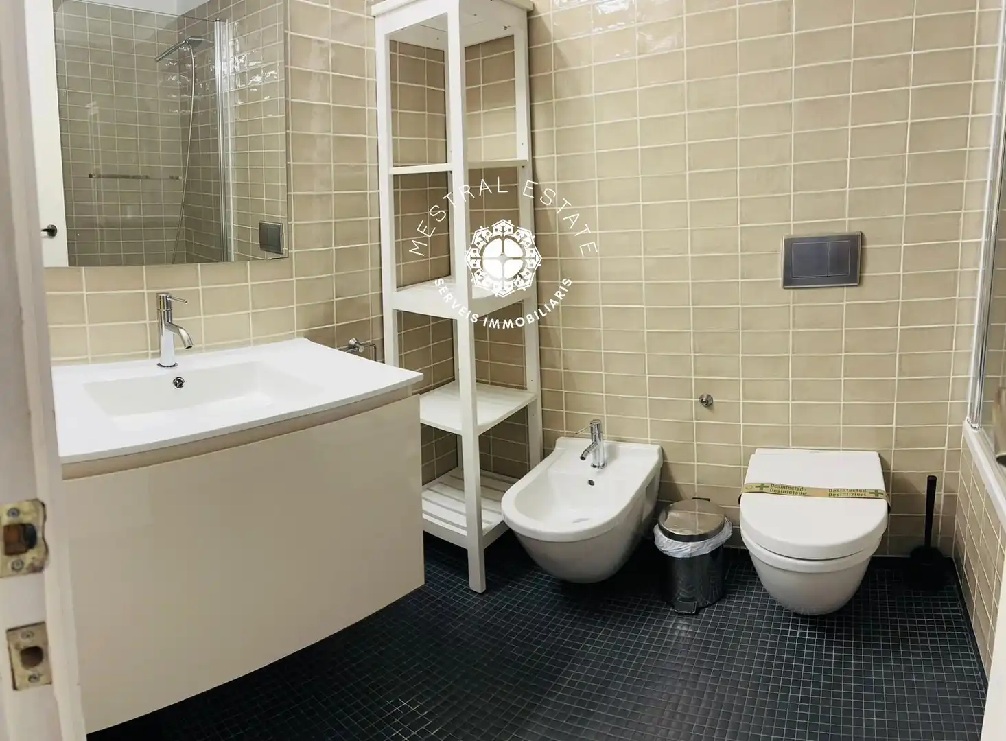 Baño de Piso en venta en Salou con Aire acondicionado, Calefacción y Terraza