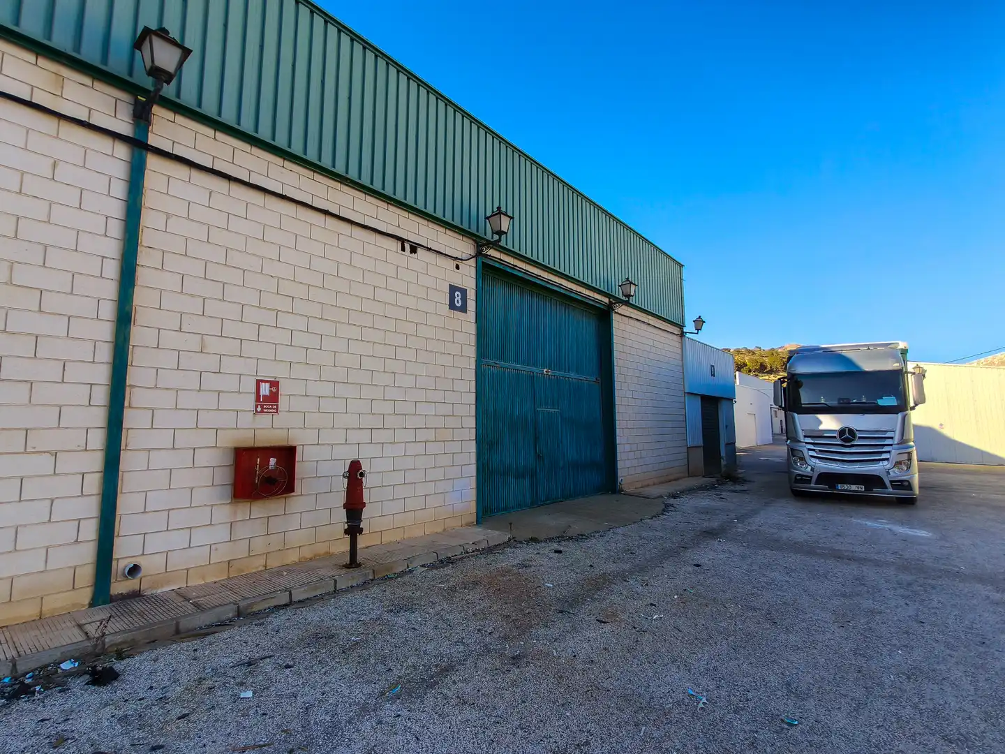 Parking de Nave industrial de alquiler en Ibi con Alarma