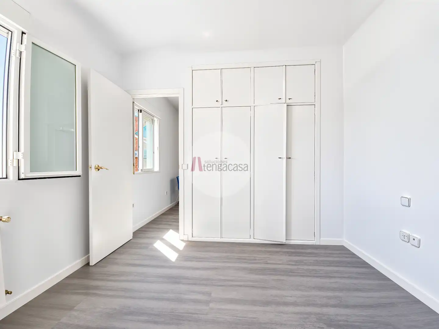 Bedroom of Flat for rent in Madrid  with Heating, Terrace and Washing machine