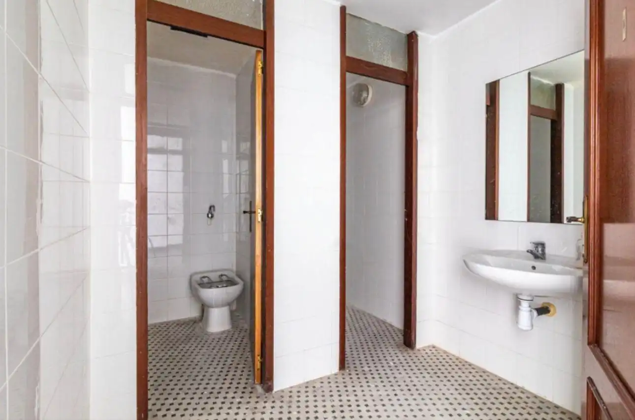 Bathroom of Office for rent in Castellón de la Plana / Castelló de la Plana