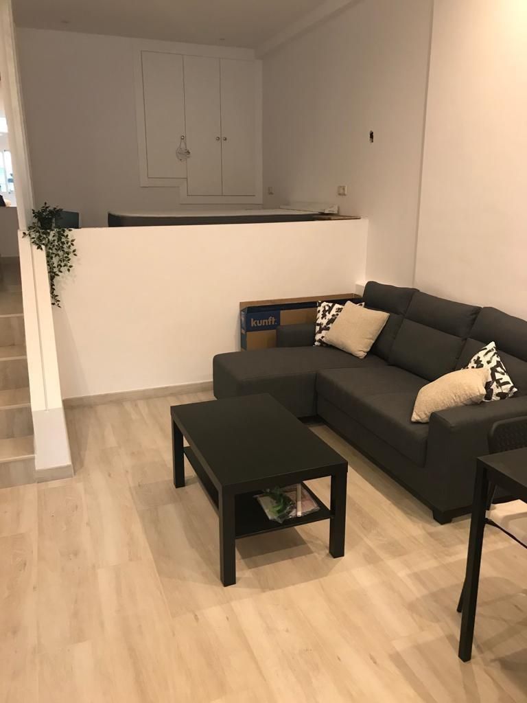 Living room of Apartment for sale in Marbella