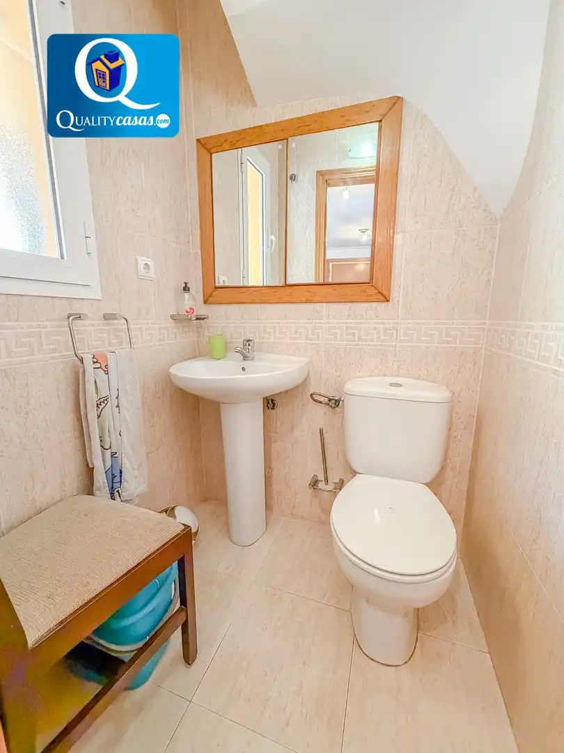 Baño de Dúplex en venta en Mutxamel con Aire acondicionado, Terraza y Piscina comunitaria