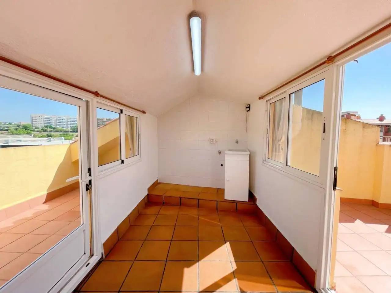 Balcony of Detached homes for sale in Cerdanyola del Vallès  with Air Conditioner, Heating and Private garden