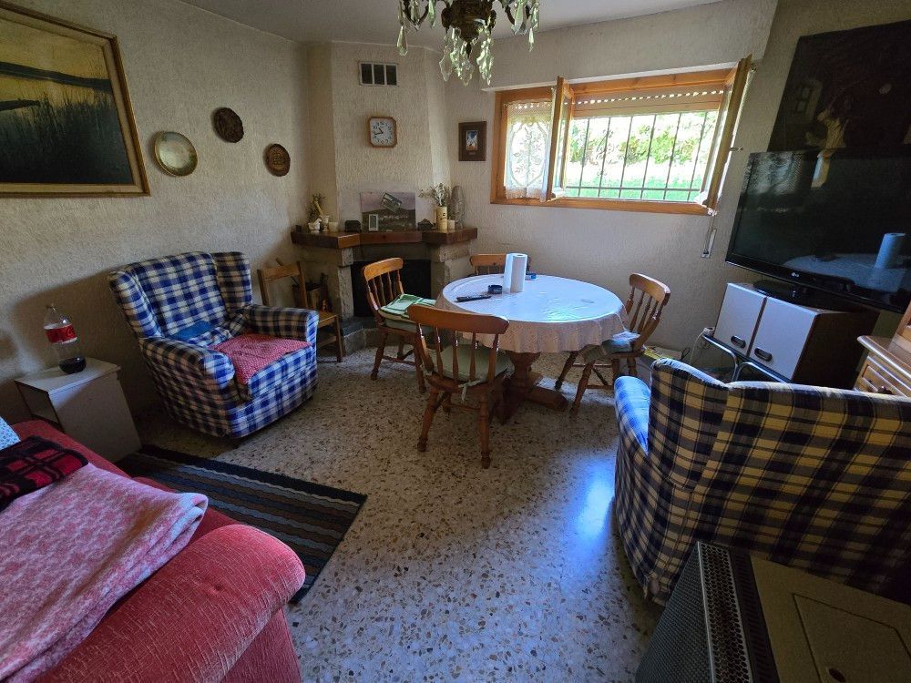 Wohnzimmer von Country house zum verkauf in Valle de Hecho mit Abstellraum
