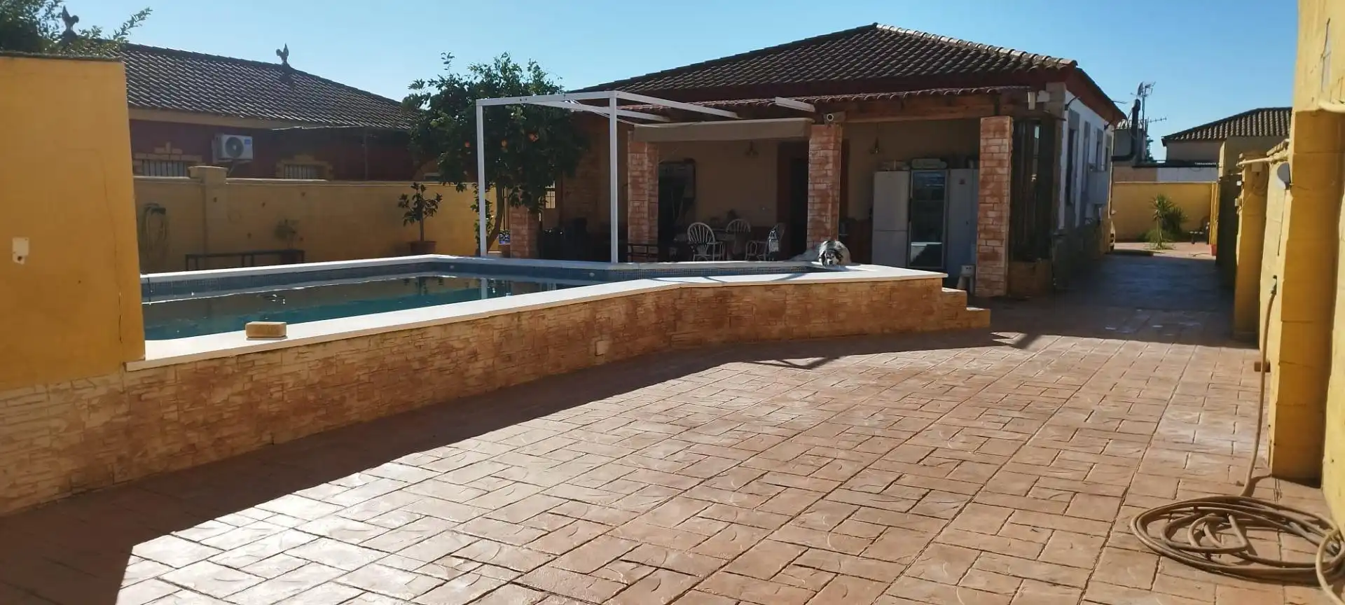 Swimming pool of Houses for sale in Carmona  with Air Conditioner, Heating and Swimming Pool