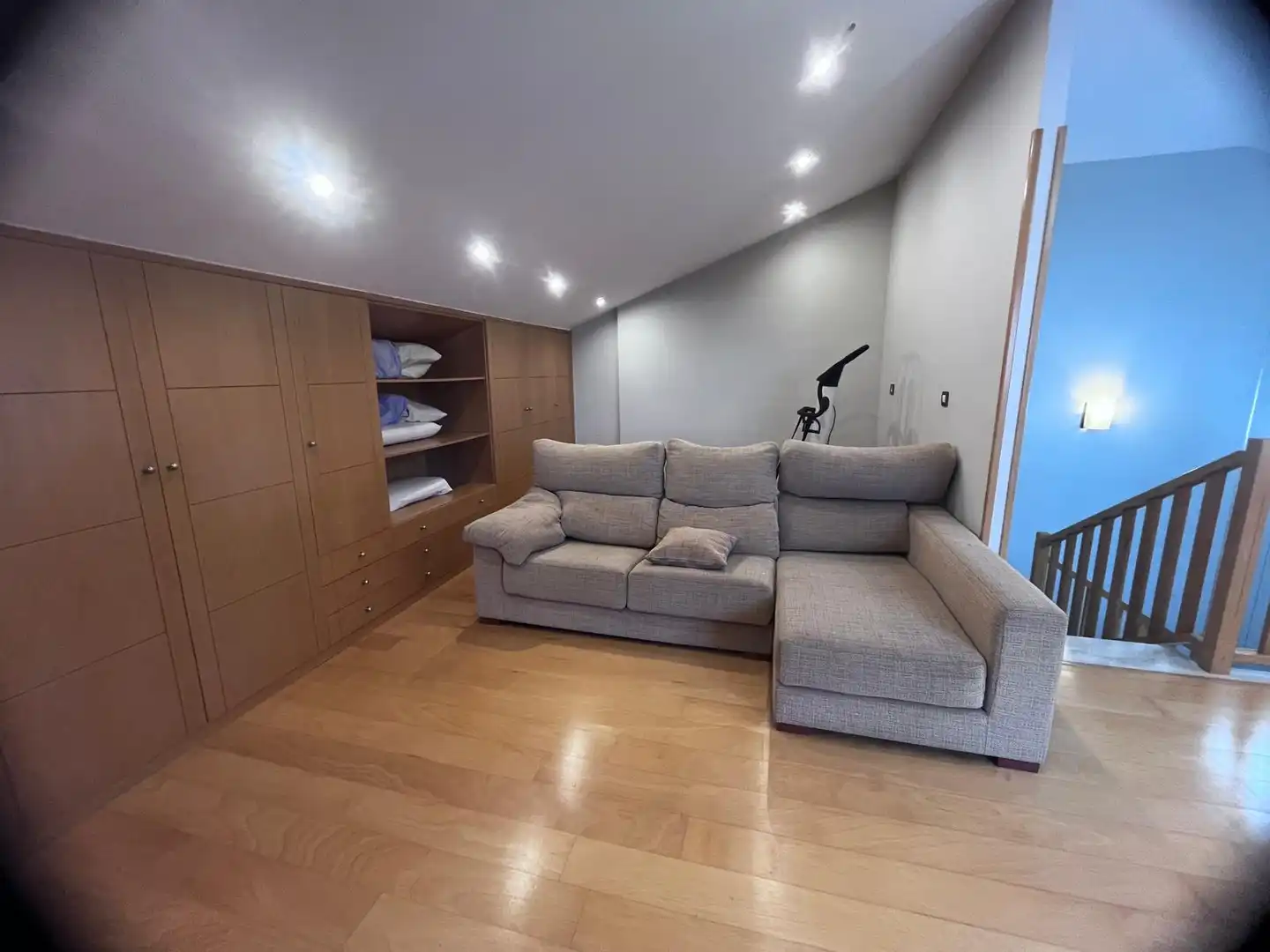Living room of Houses for sale in Burgos  with Heating, Private garden and Furnished