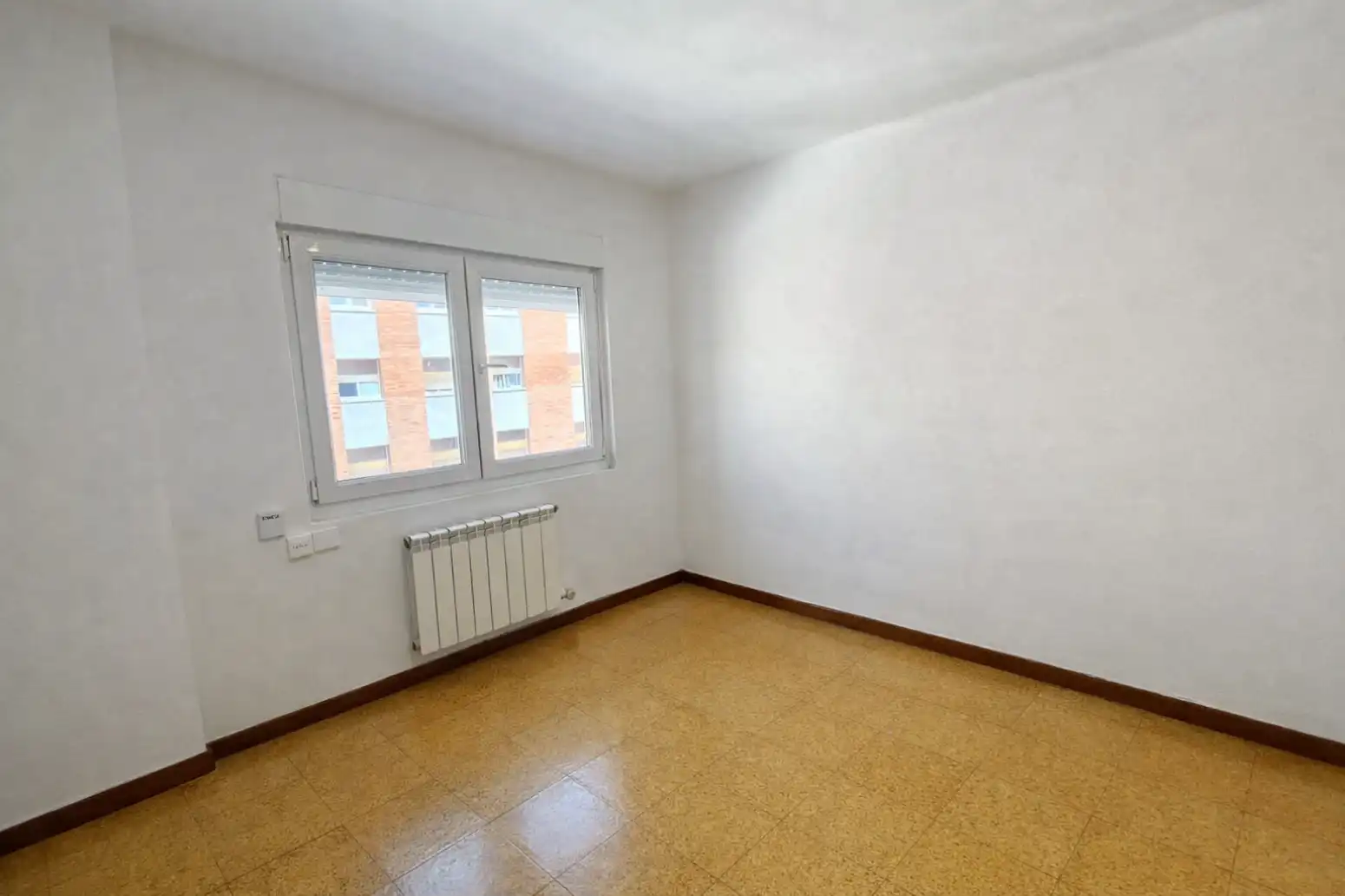 Habitación de Piso en venta en Oviedo  con Calefacción y Parquet