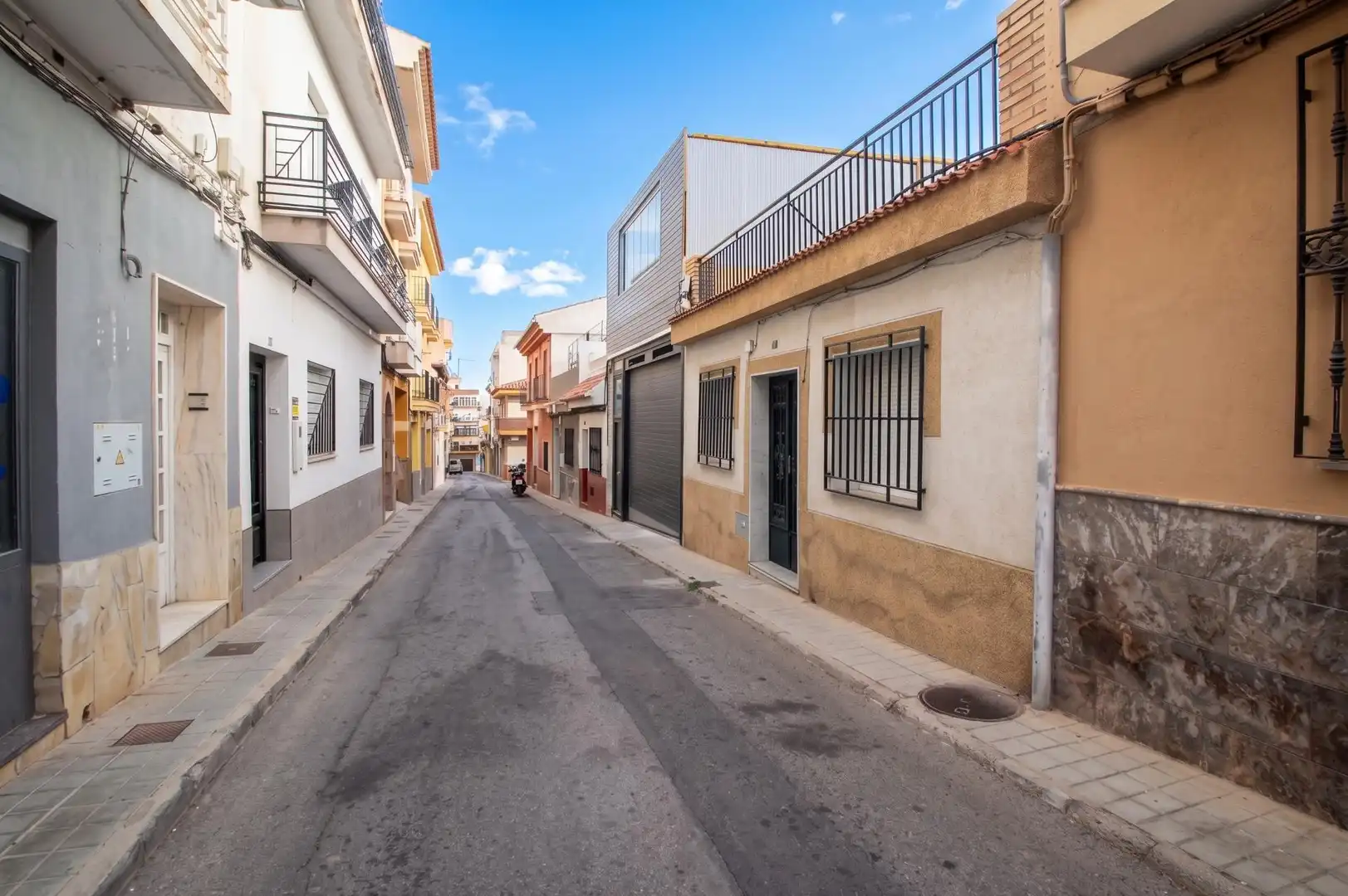 Vista exterior de Casa o xalet en venda en Motril
