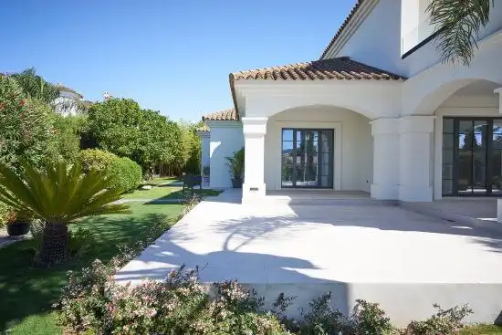 Villa mit Pool zum Verkauf in Sotogrande Costa, imagen 9