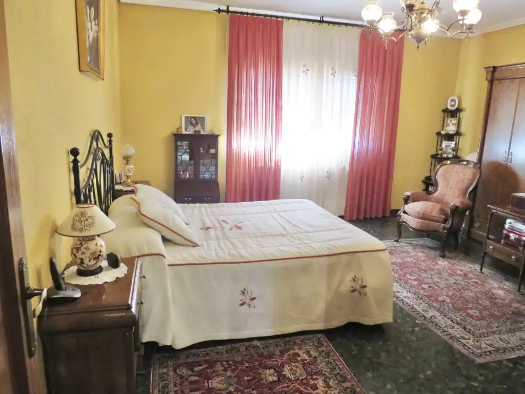 Bedroom of Houses for sale in Algete