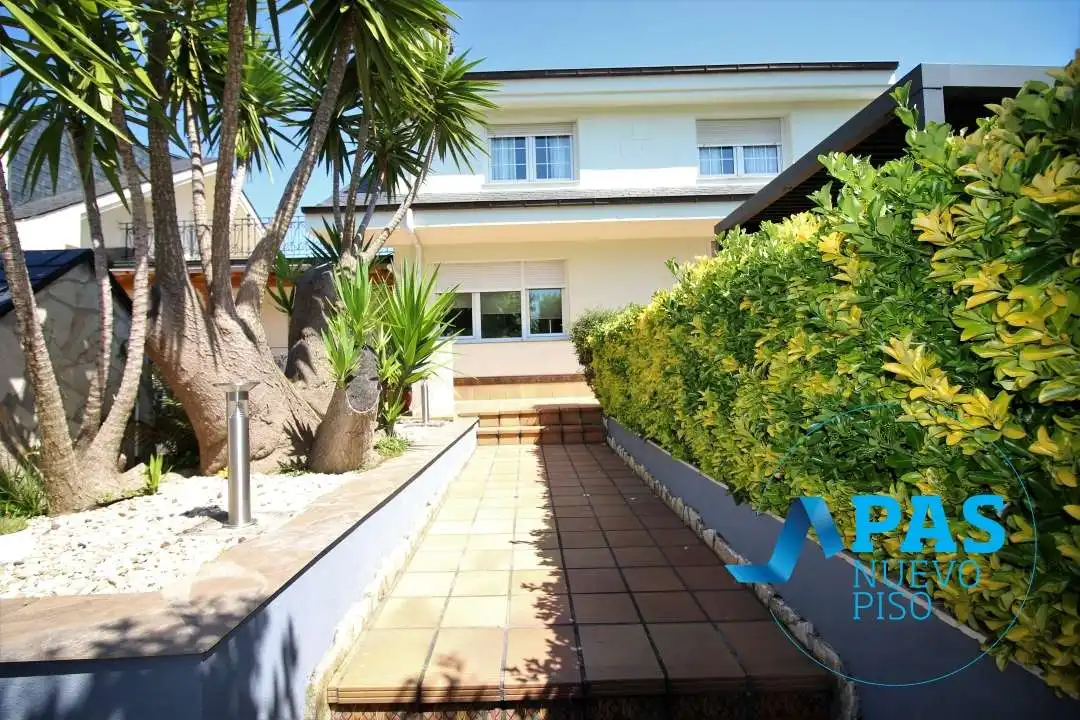 Garden of Houses for sale in Santander  with Heating, Private garden and Terrace