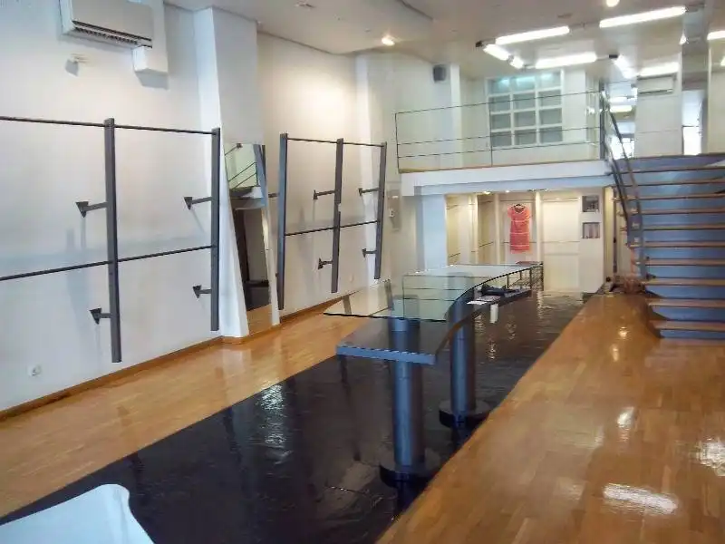 Business premises to rent in Casco Antiguo, imagen 2
