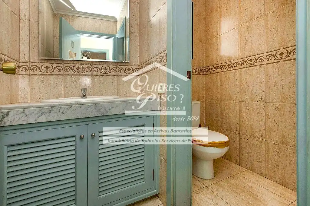 Office space with lift for sale in Calle Veintinueve de Abril, imagen 17