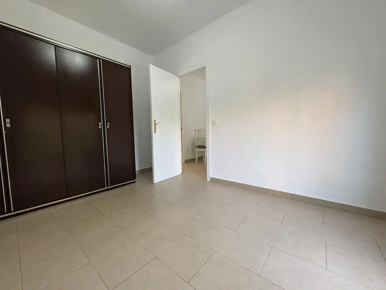 Habitación de Piso de alquiler en Madrid con Aire acondicionado y Balcón