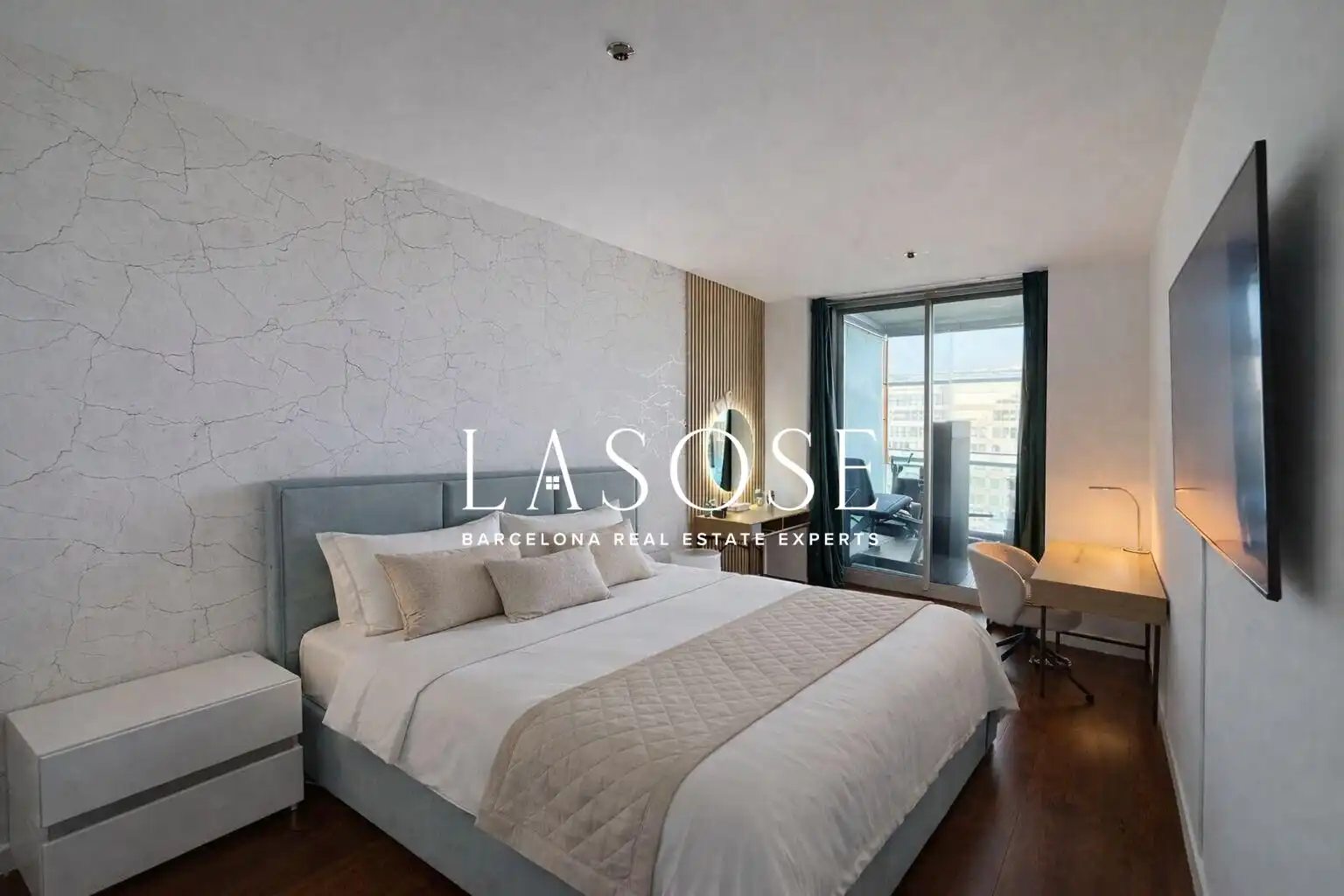 Piso con terraza en alquiler en Passeig de García Fària, imagen 5