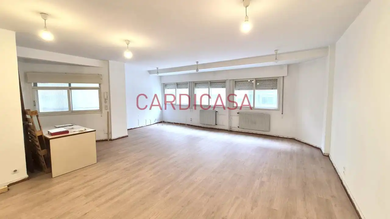 Office for sale in Vigo   with Heating