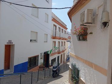 Appartamento con balcone in vendita a Calle TORREMOLINOS 13