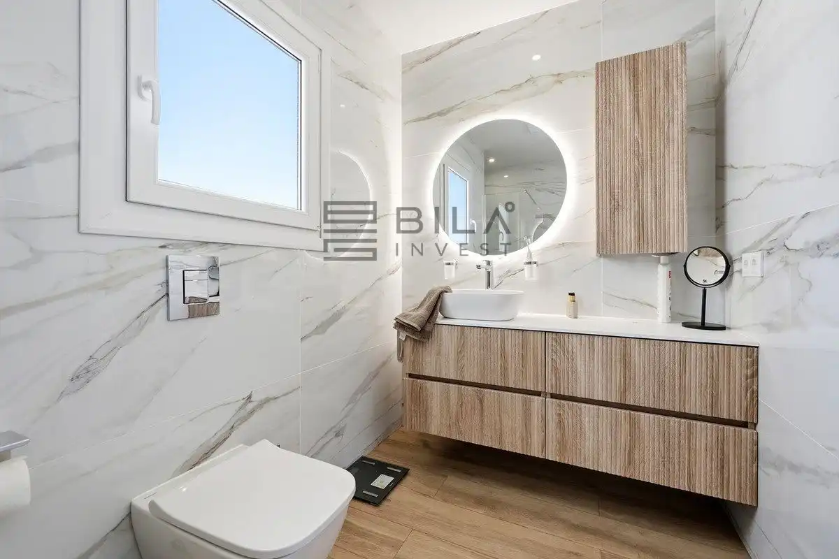 Detached house with pool for sale in Cerros del Aguila, imagen 24