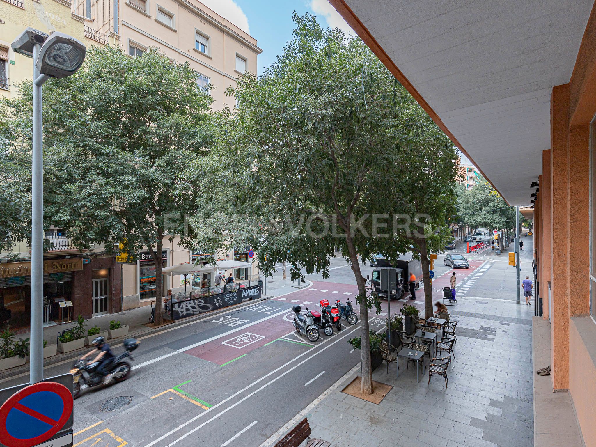 Oficina en venda a Sants