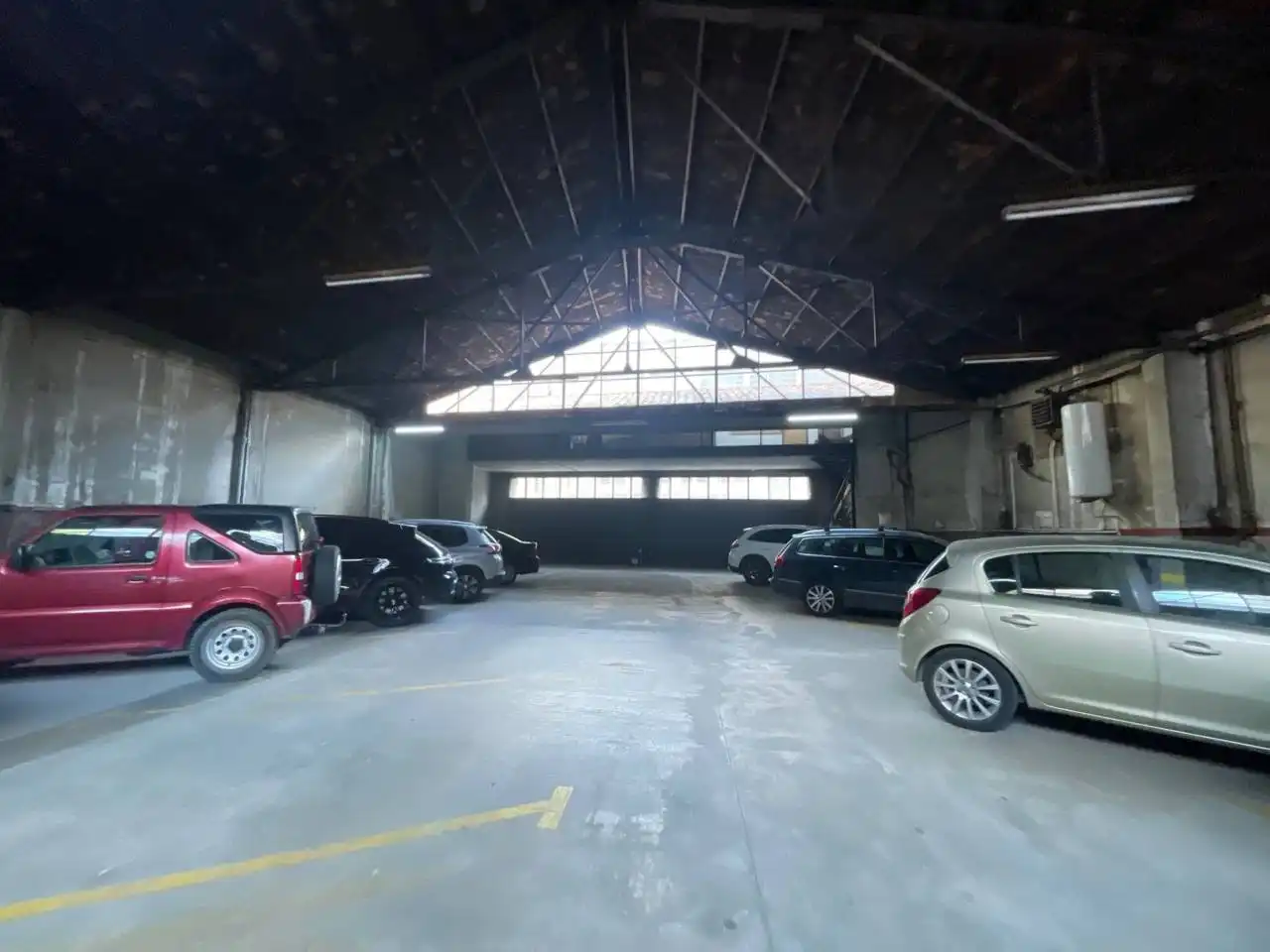 Parking of Houses for sale in Manlleu