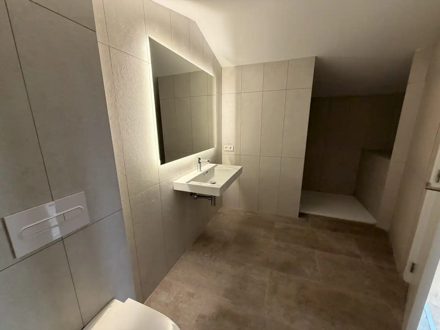 Bathroom of Duplexes for sale in Banyoles  with Air Conditioner, Heating and Terrace