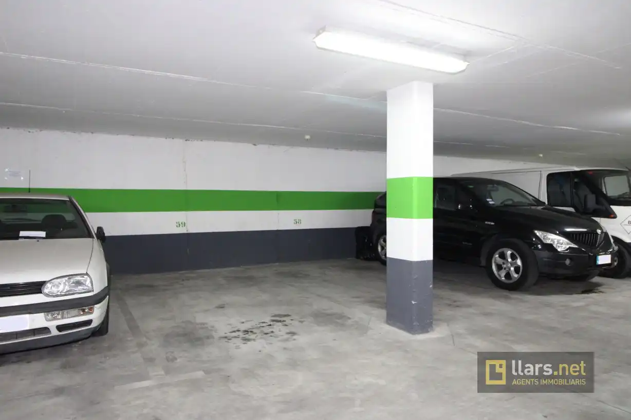 Parking of Garage for rent in Vilanova i la Geltrú