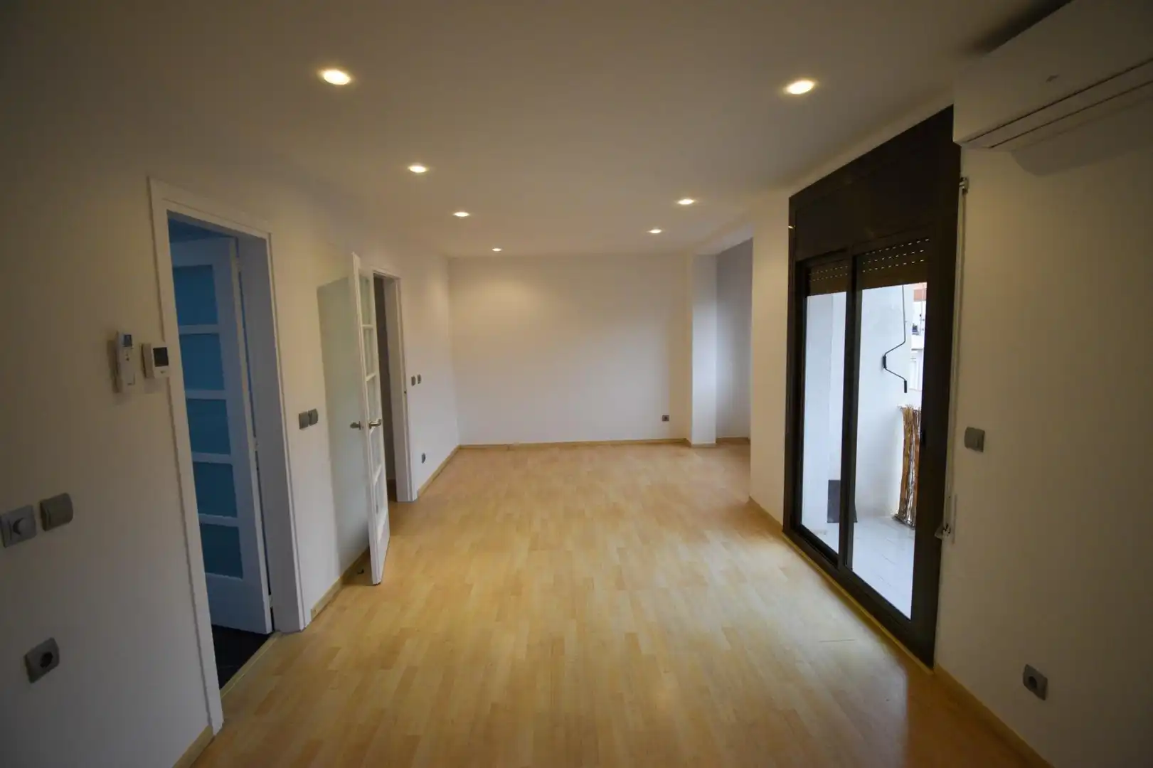 Piso en venta en Vilanova i la Geltrú con Aire acondicionado, Calefacción y Parquet