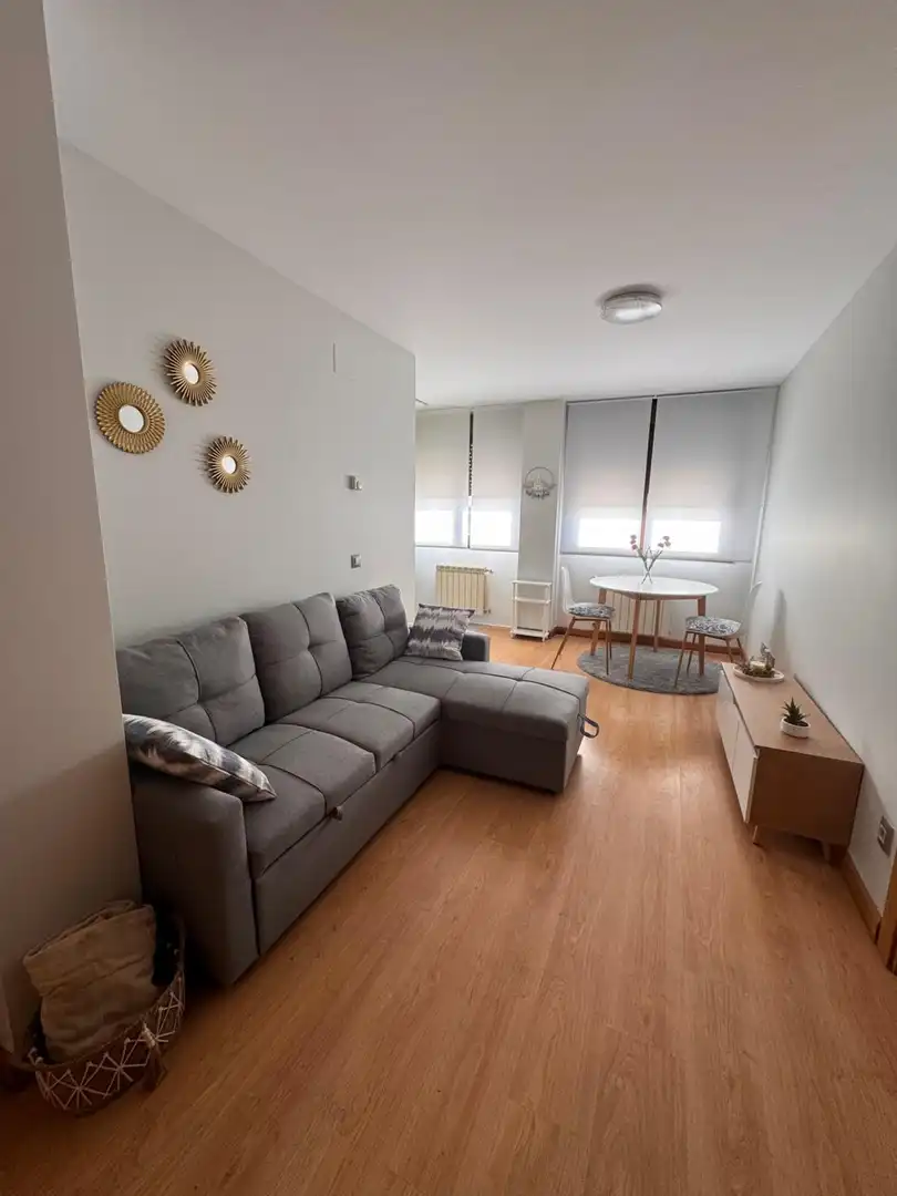 Sala de estar de Piso de alquiler en Gijón  con Calefacción