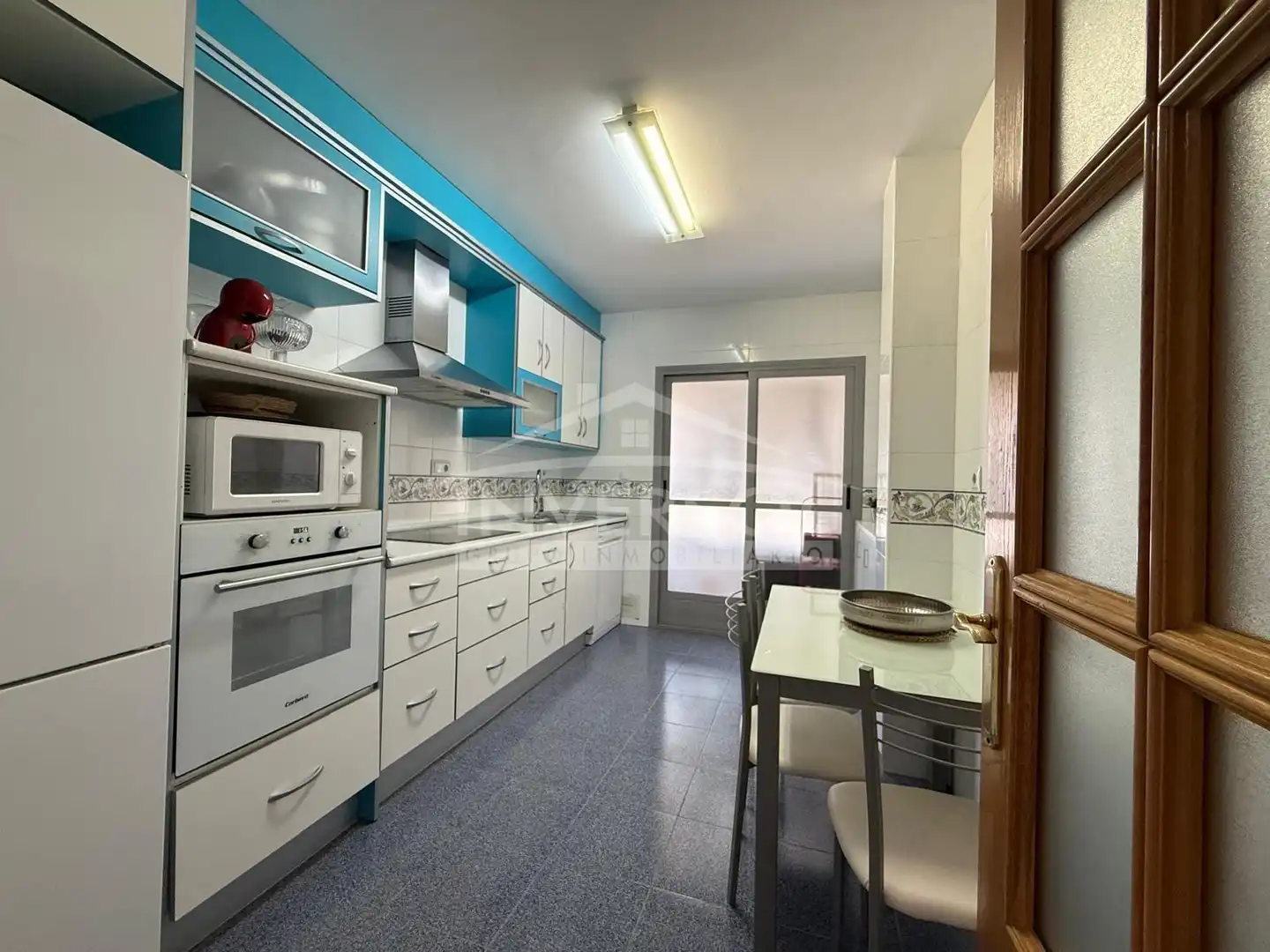 Flat with lift for sale in Calle Málaga, imagen 3