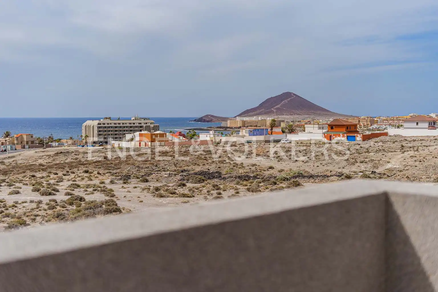 Außenansicht von Haus oder Chalet zum Verkauf in Granadilla de Abona mit Klimaanlage, Terrasse und Schwimmbad