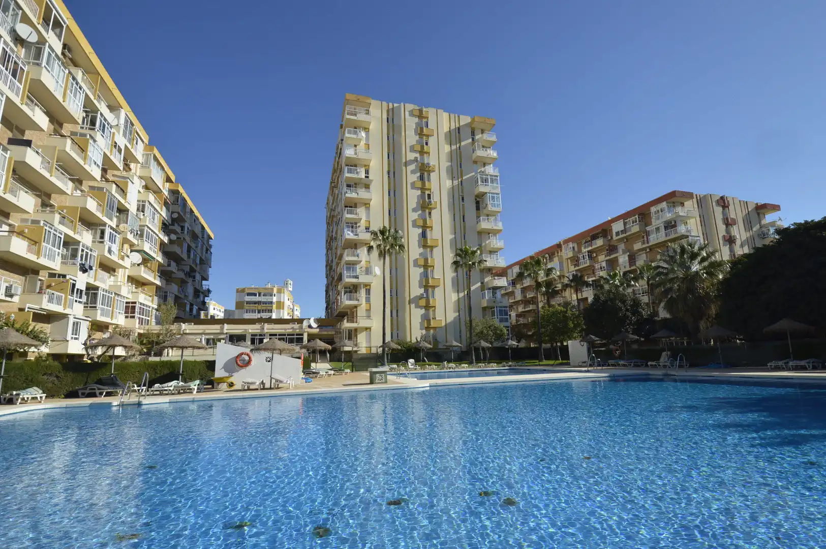 Piscina de Estudi en venda en Benalmádena amb Aire condicionat i Moblat