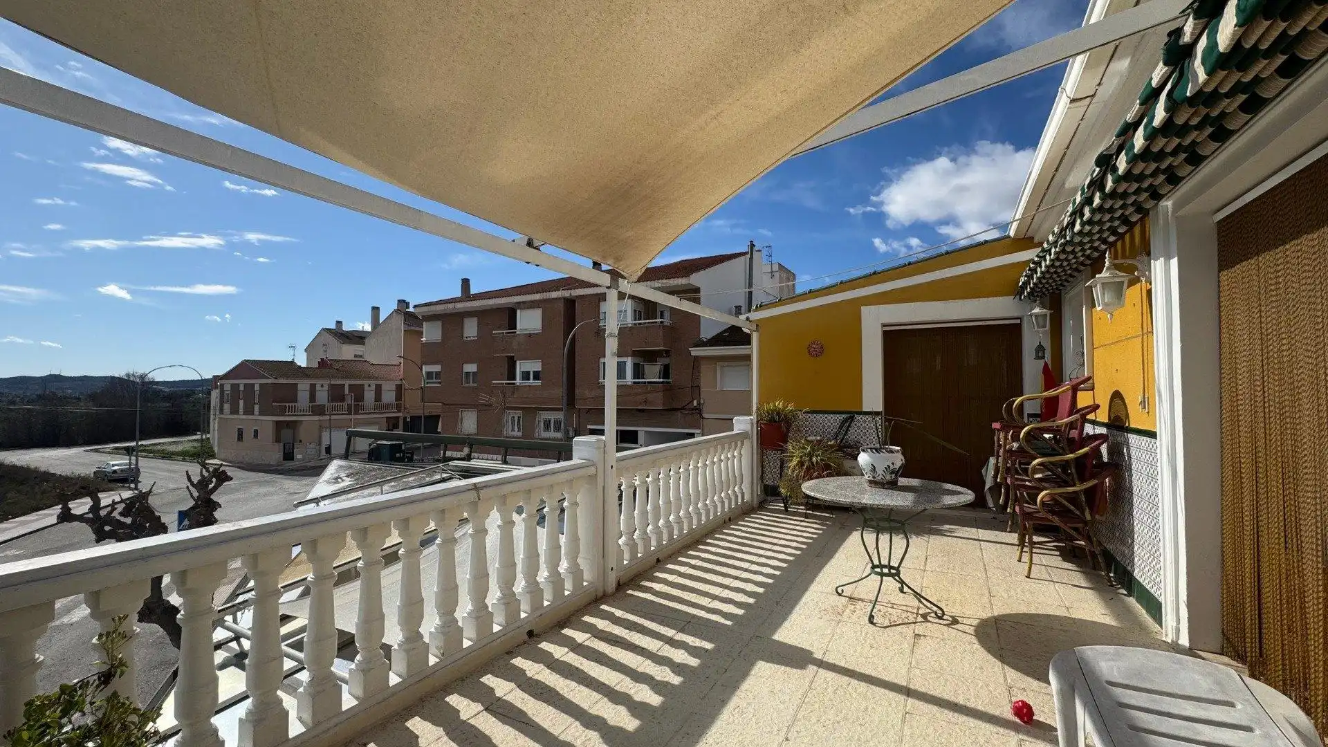 Houses for sale in Sax