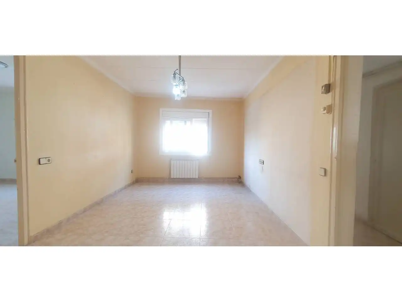 Habitación de Piso en venta en Sant Vicenç de Castellet con Calefacción