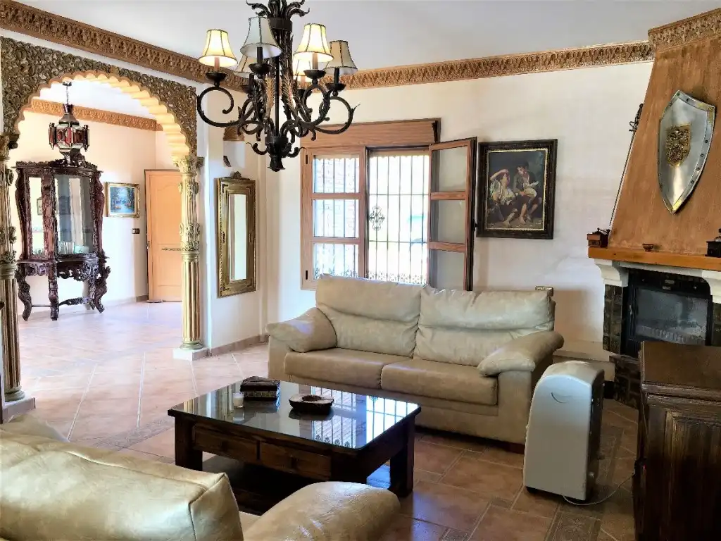 Sala de estar de Finca rústica en venta en Sedella con Calefacción, Terraza y Piscina